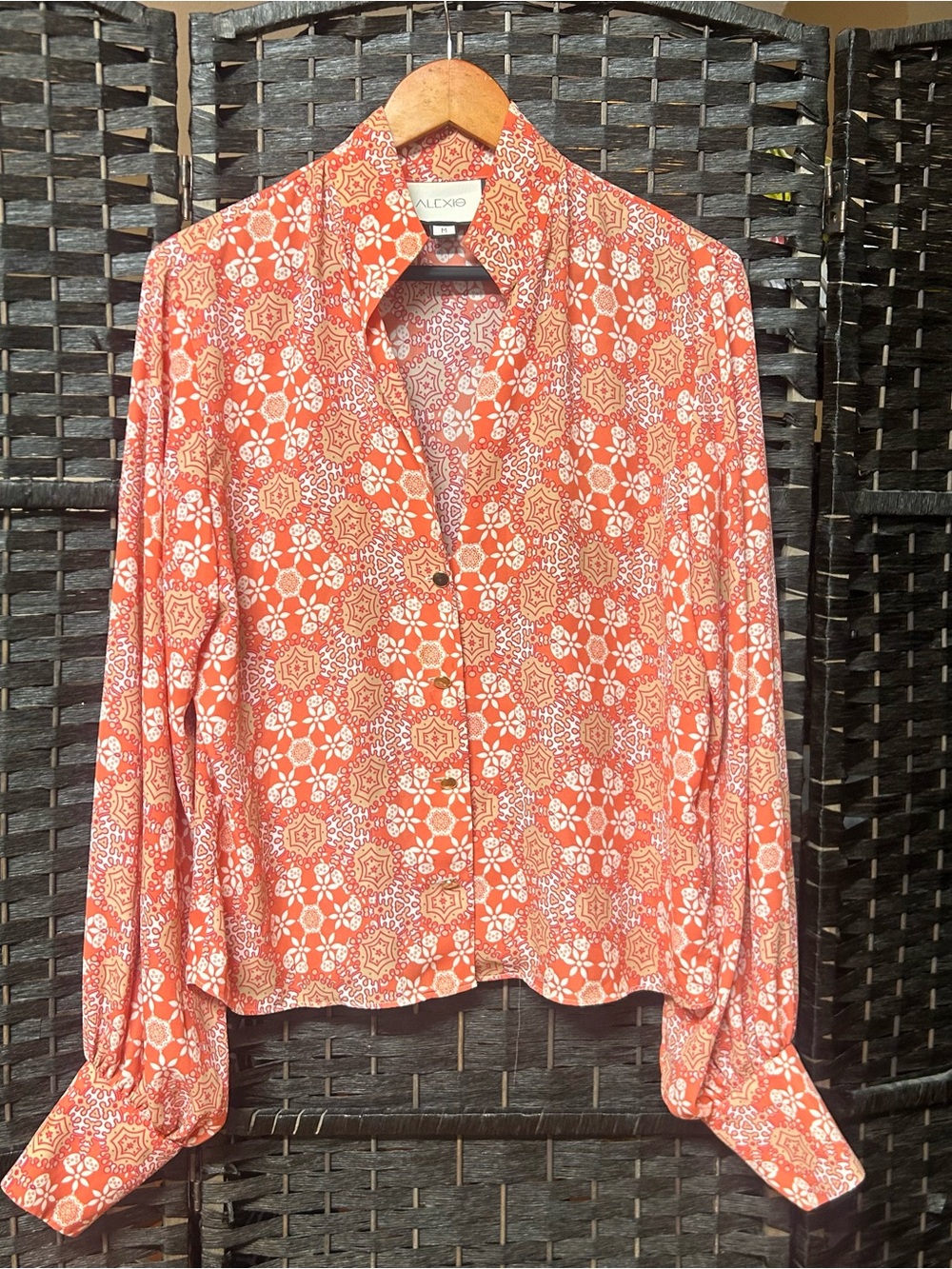 Alexis bishop sleeve blouse size medium orange white geometric print